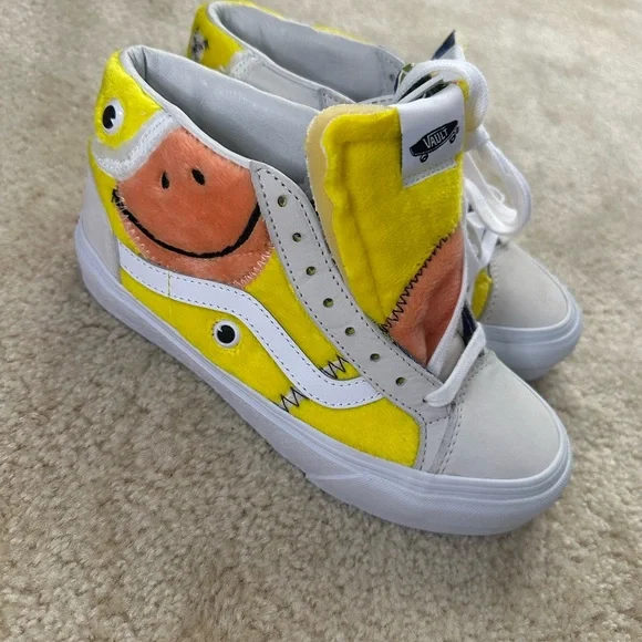 Vans Kids Yellow and White High-Top Sneakers with Fun Design - Picture 7 of 8